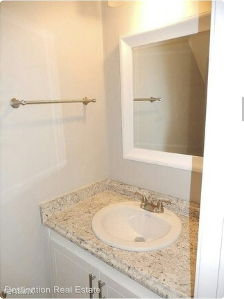 4887 Old Bainbridge Road - Photo 6 of 18