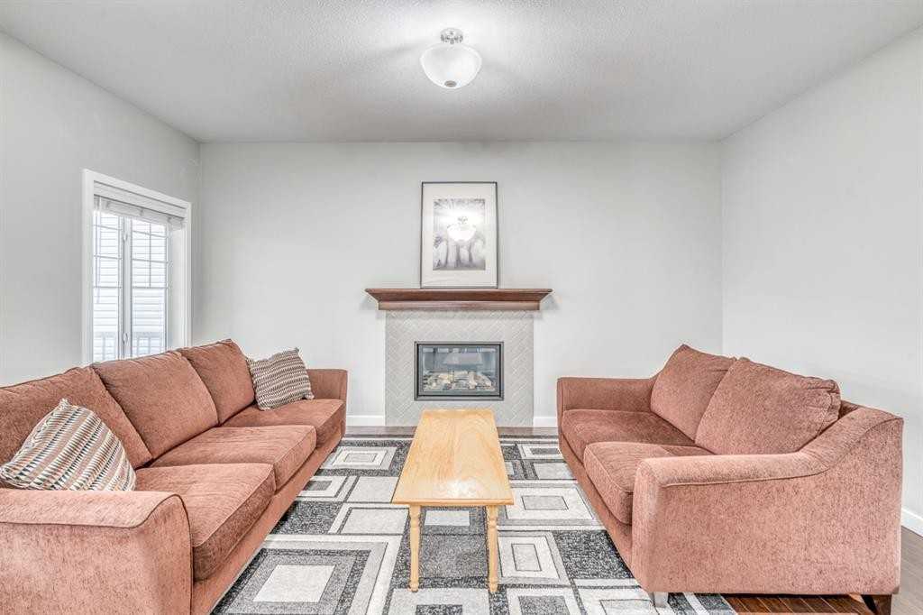 1196 Kings Heights Rd Se - Photo 3 of 27