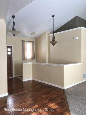 7800 Sugaree Trail - Photo 2 of 10