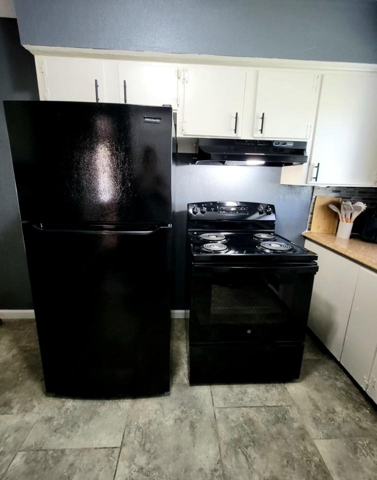 E 57th St - Photo 4 of 10