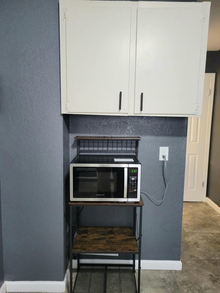 E 57th St - Photo 6 of 10