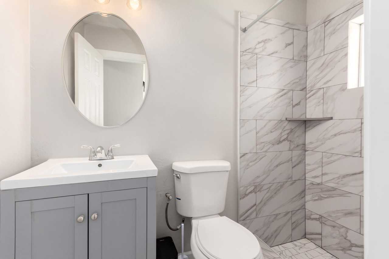 4th Ave E - Photo 3 of 10