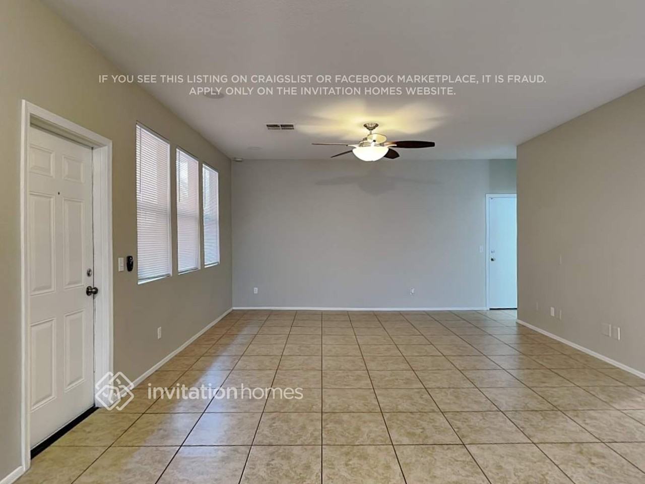 3765 E Kerry Ln - Photo 5 of 20