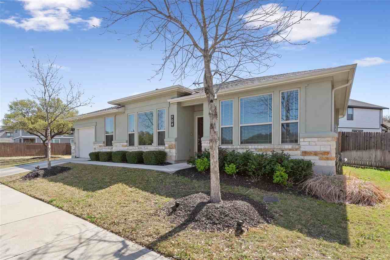 904 Olive Creek Dr - Photo 2 of 23