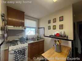 featured image of 235A Highland Ave #2