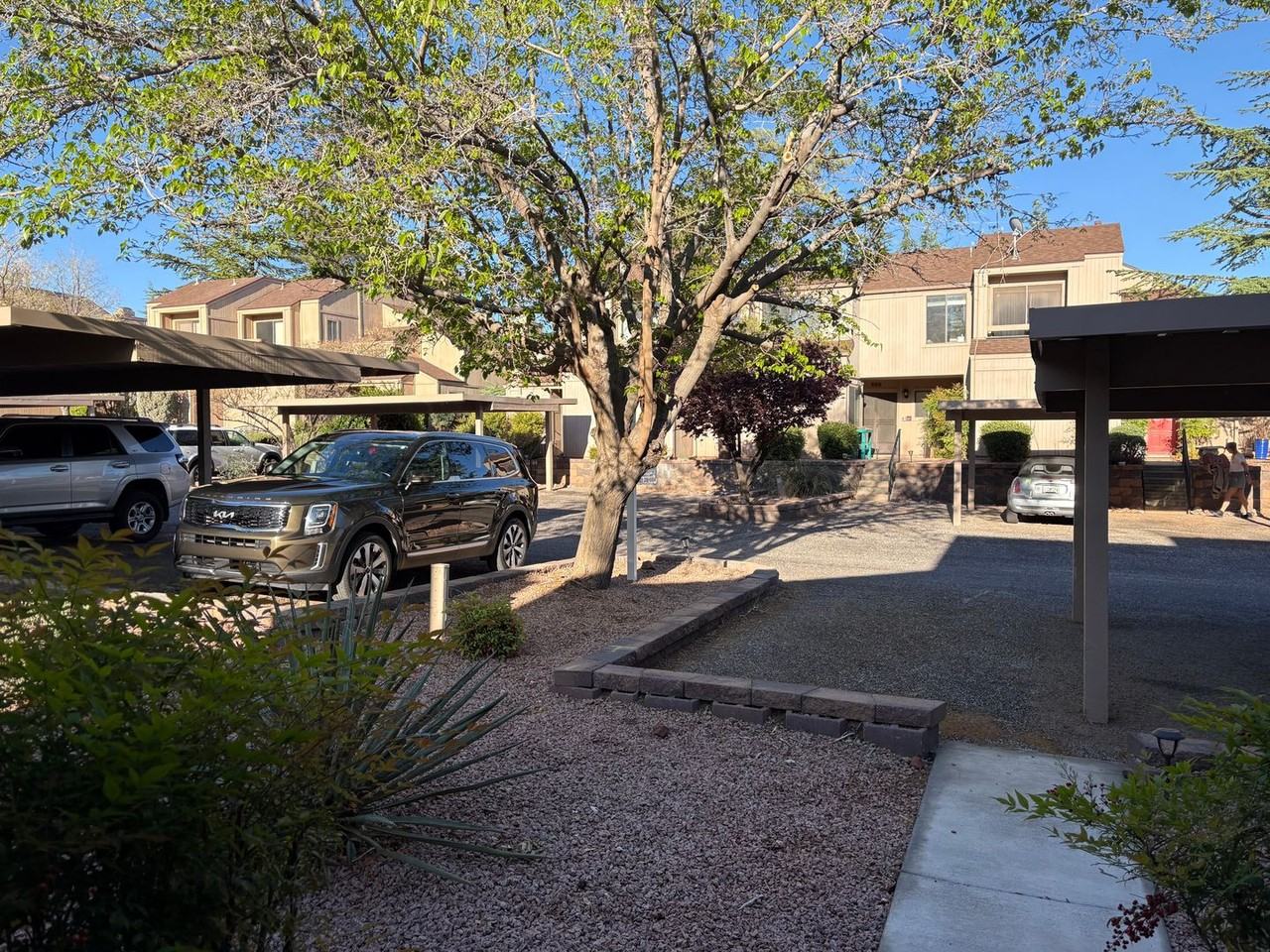 1340 Vista Montana Rd - Photo 3 of 28