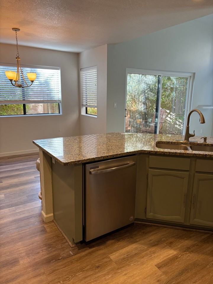 1340 Vista Montana Rd - Photo 5 of 28