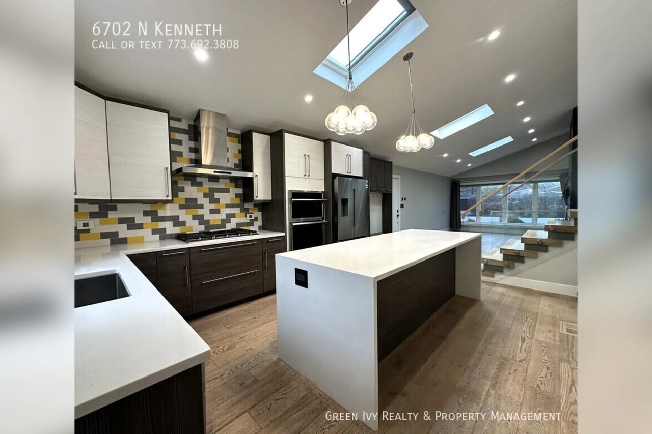 6702 N Kenneth Ave - Photo 2 of 16