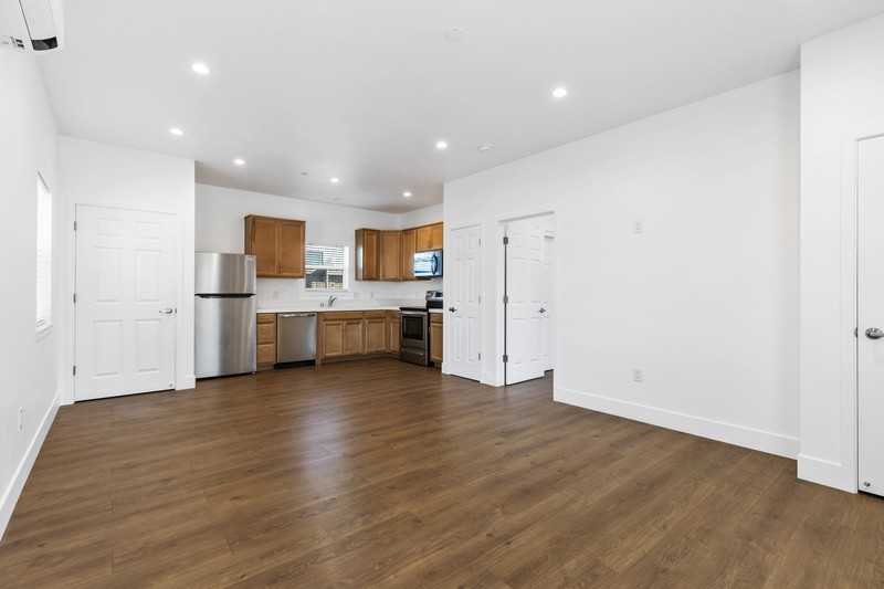 2600 W Rumble Rd #20 - Photo 5 of 15