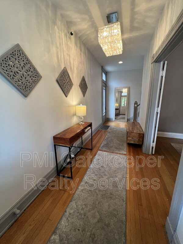 1279 Ida St - Photo 5 of 49