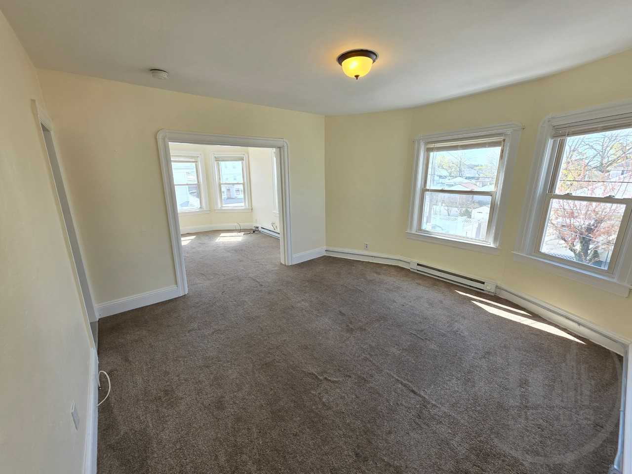 177-179 Oriole Ave - Photo 3 of 11
