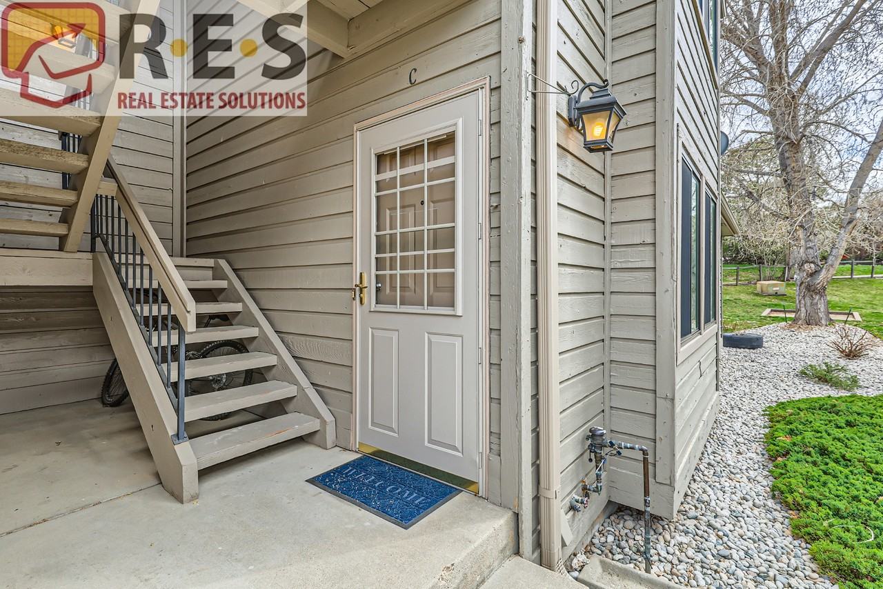 10212 W 80th Dr #C - Photo 3 of 28