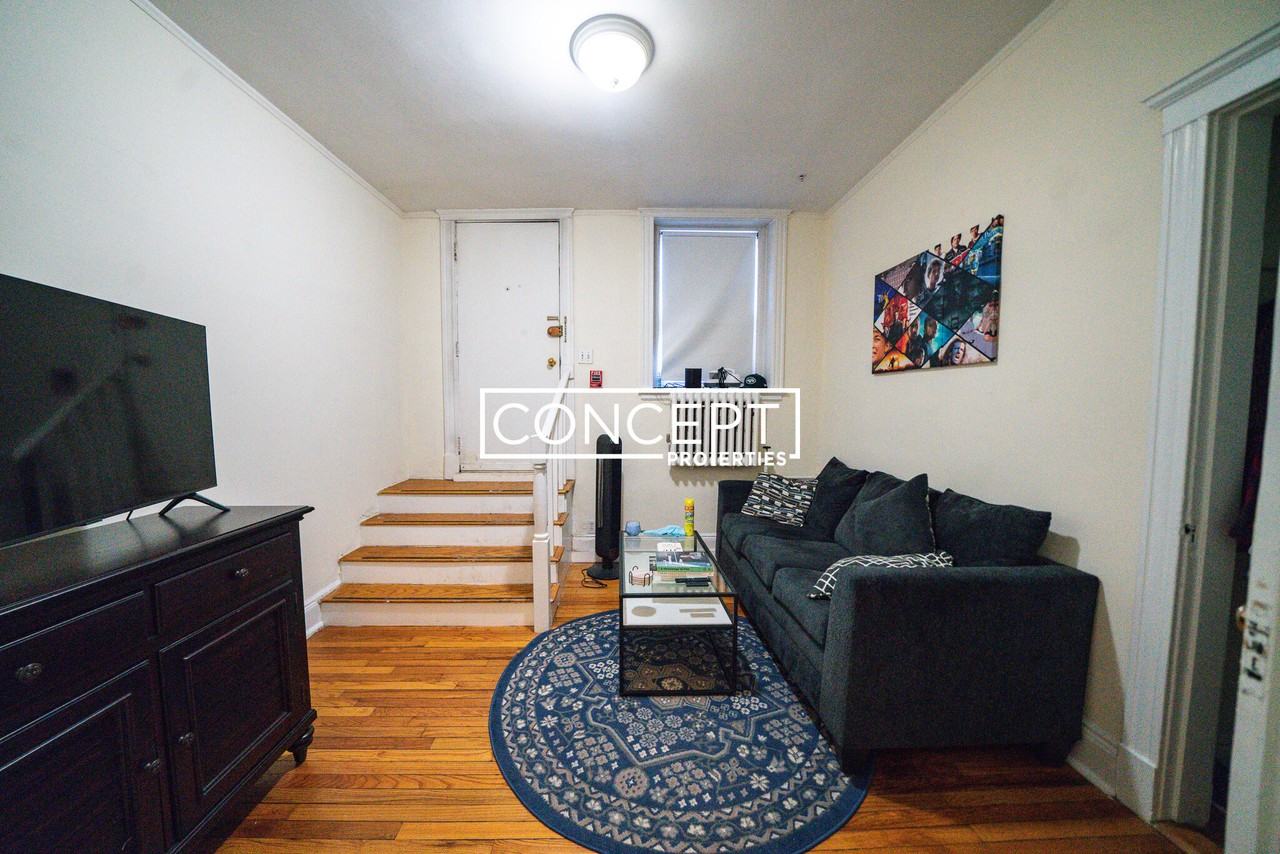 58 Selkirk Rd #1 - Photo 2 of 8