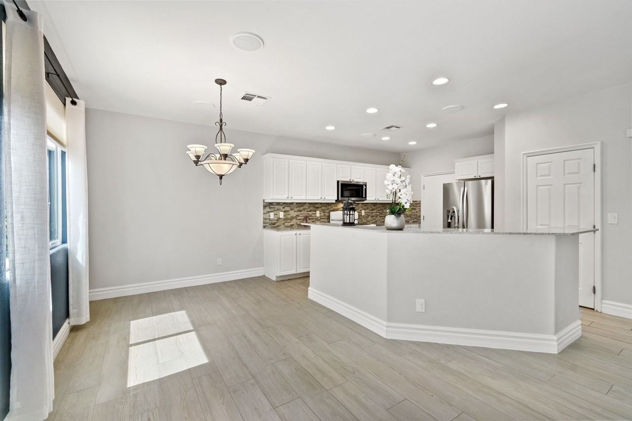 9757 Marcelline Ave - Photo 4 of 25