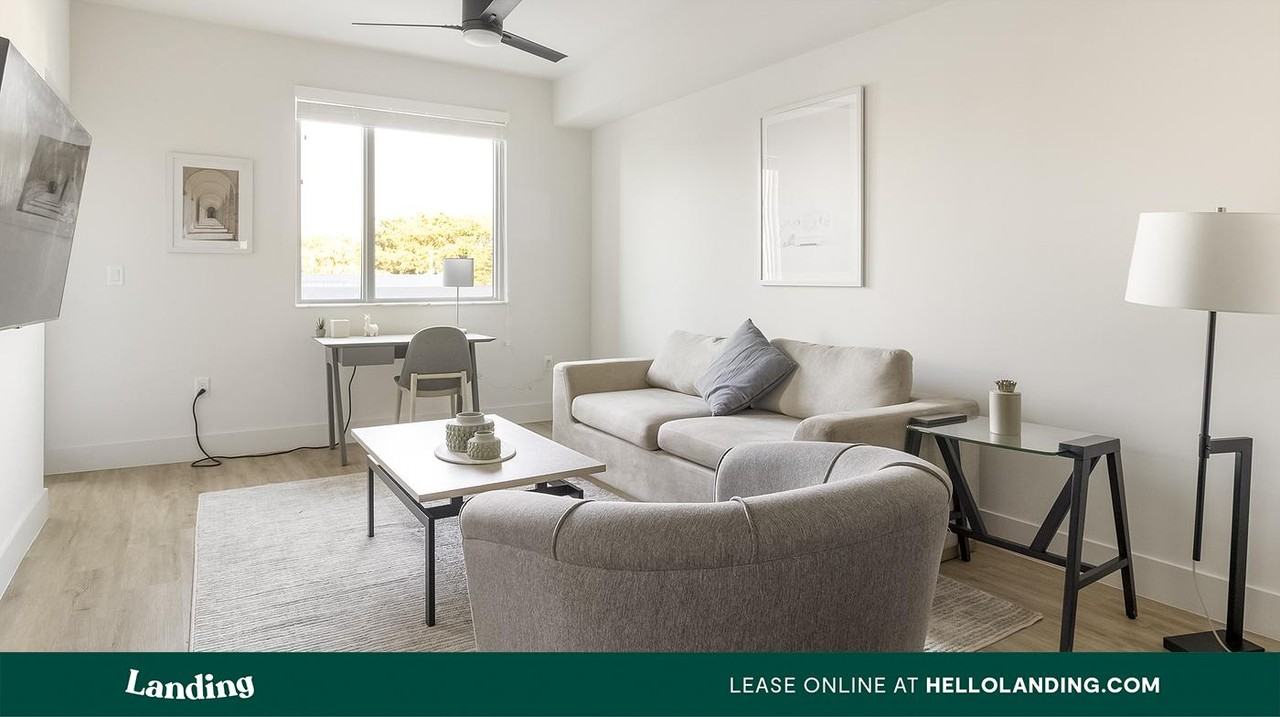 740 N Dixie Hwy - Photo 2 of 50