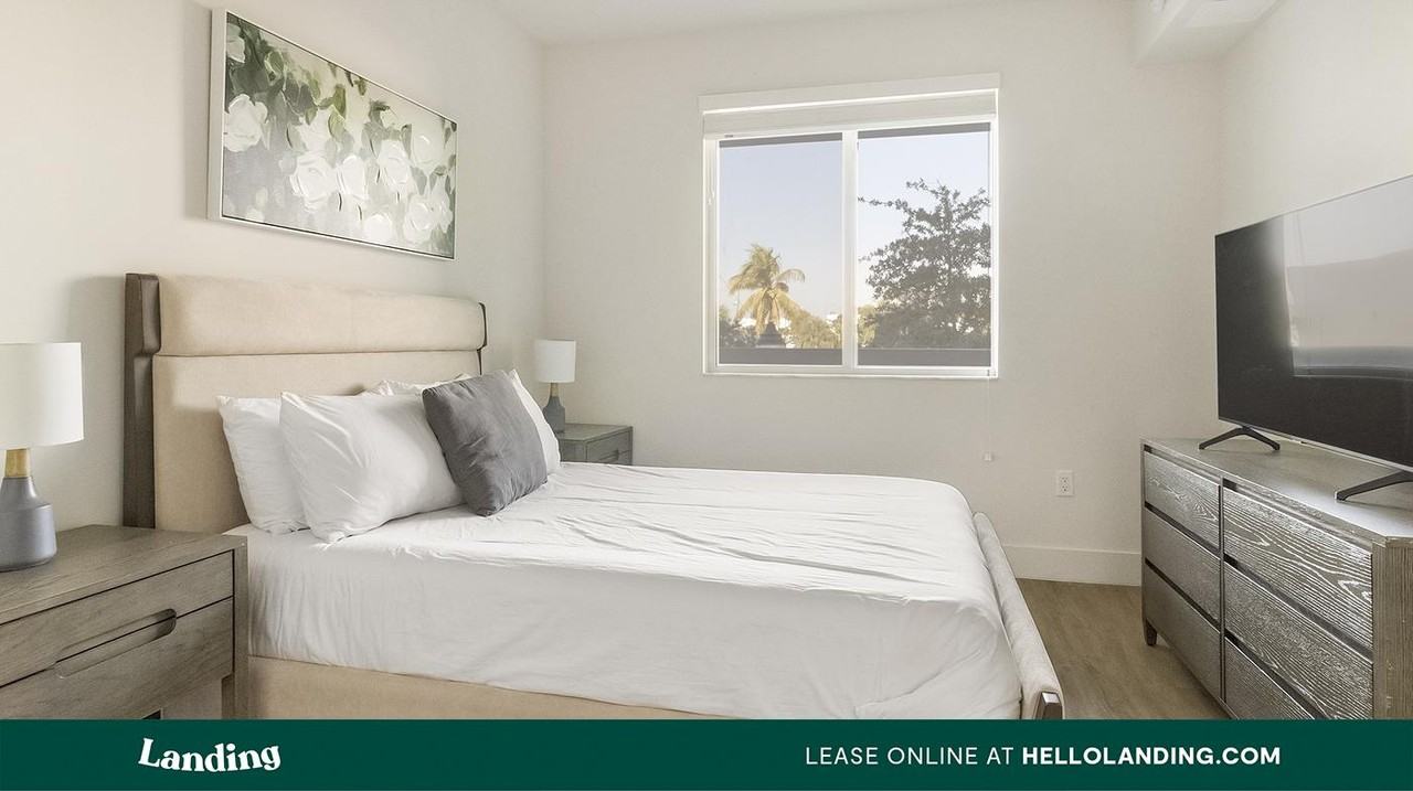 740 N Dixie Hwy - Photo 4 of 50