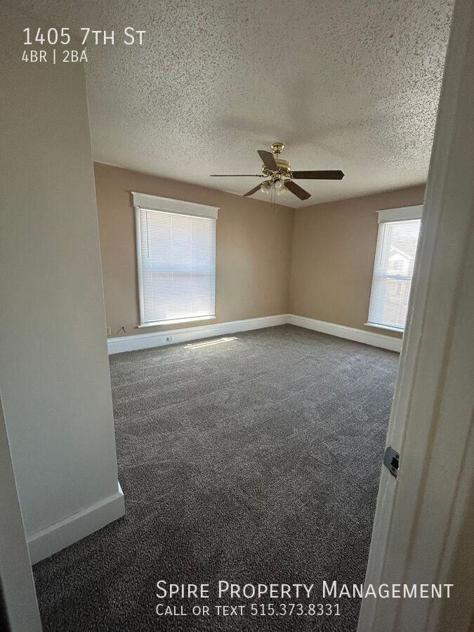 1405 7th St - Photo 2 of 8
