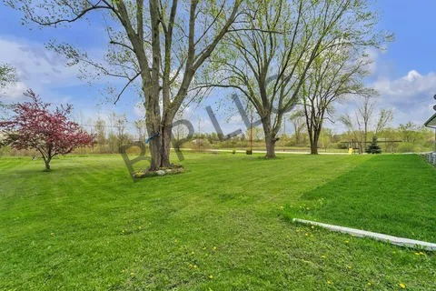 456 Adeline Dr #456 - Photo 2 of 7
