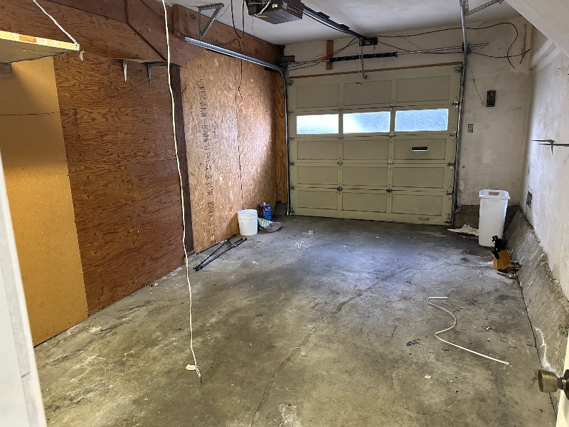 580 Hensley Ave #4 - Photo 2 of 10