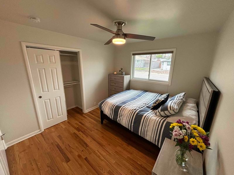 3378 W Saratoga Ave - Photo 2 of 10