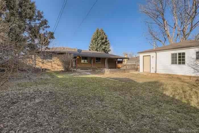 3378 W Saratoga Ave - Photo 4 of 10