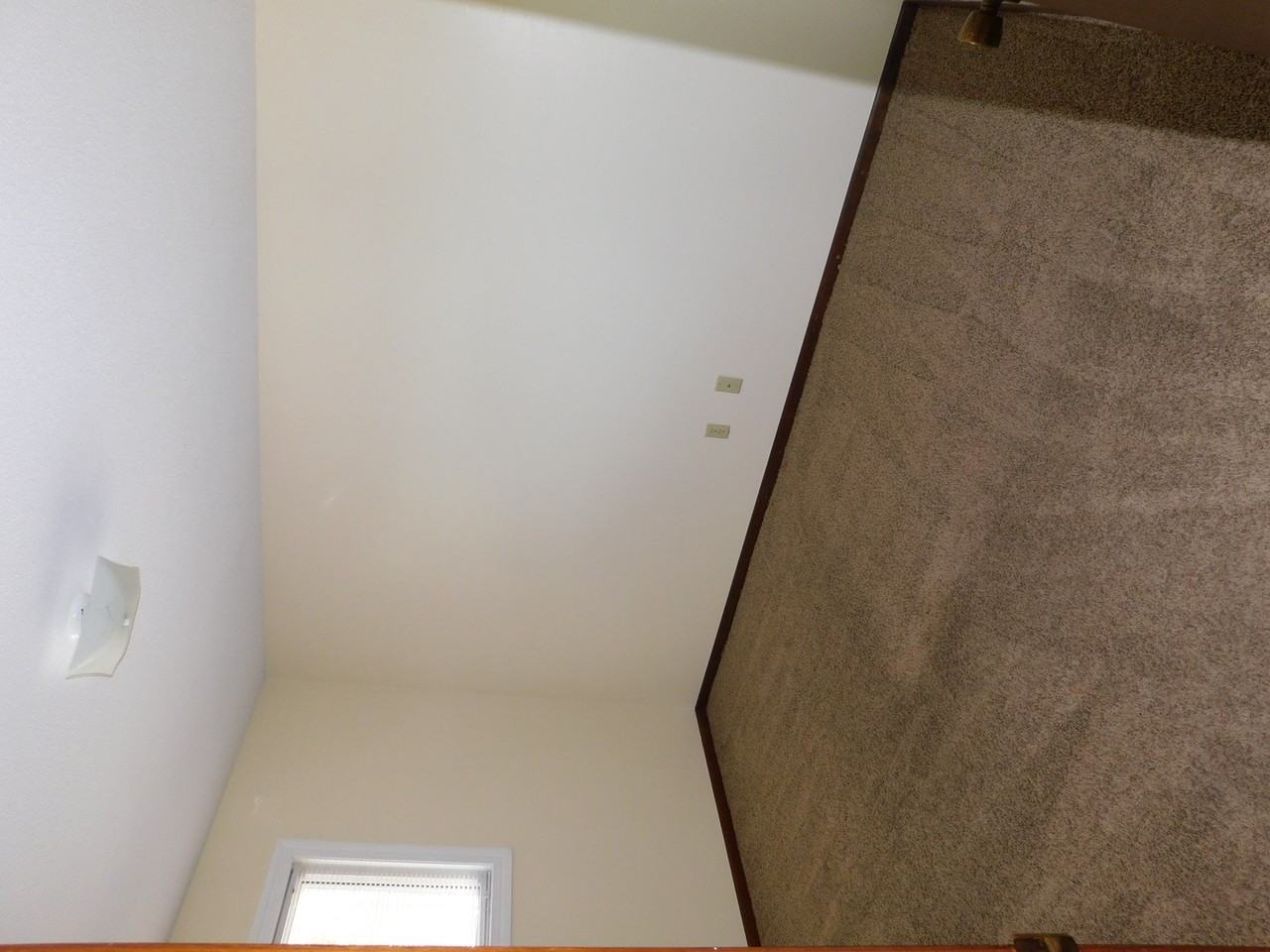 435 Boswell - Photo 4 of 7