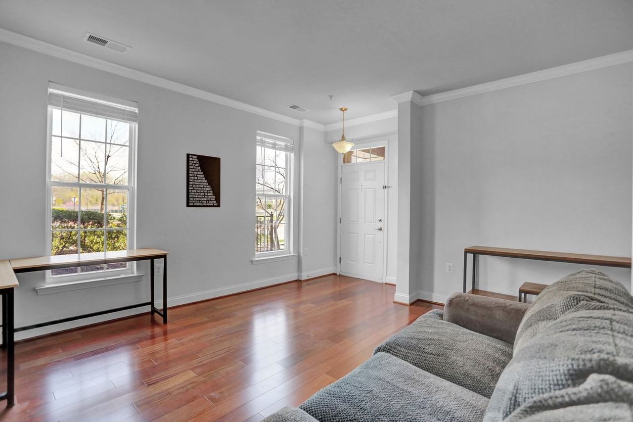 7654 Maple Lawn Blvd - Photo 2 of 43