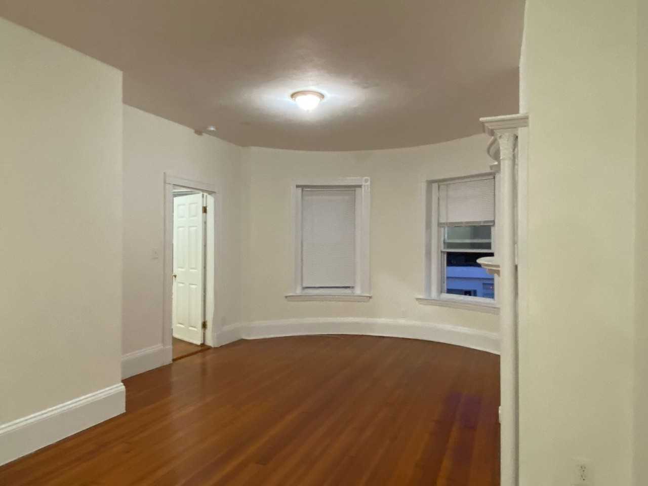 75 Brighton Ave - Photo 4 of 50