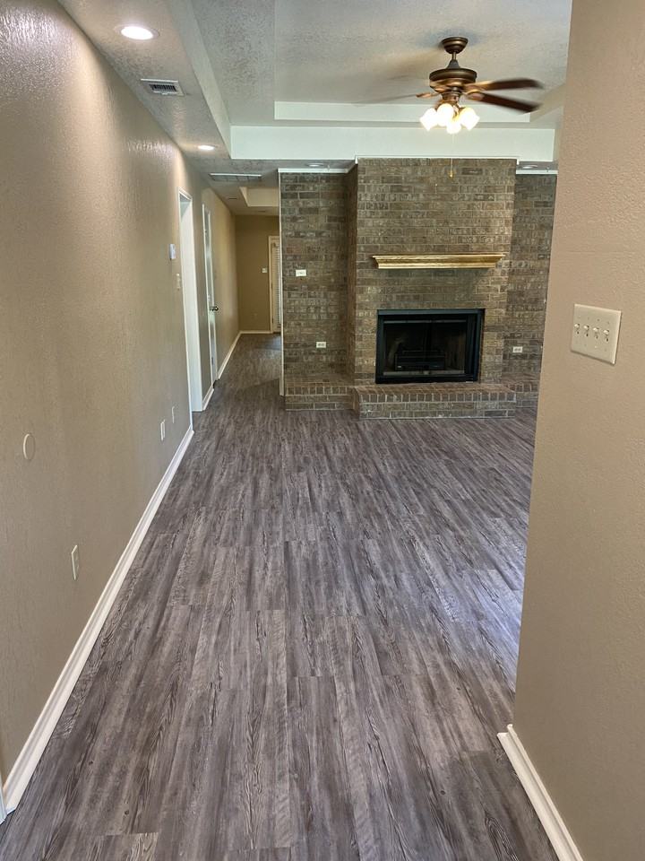 414 Lochridge Dr - Photo 3 of 22