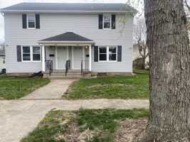 featured image of 430 N 4th St #1