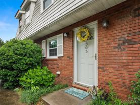 305 Southway Garden Rd #NA - Photo 1 of 1