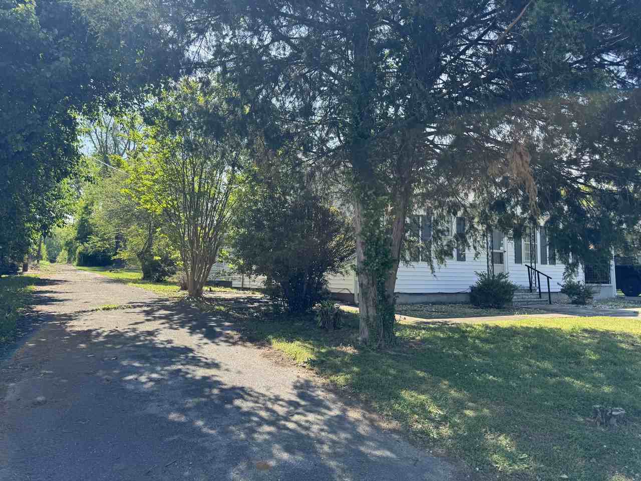 1721 Sherrod Ave #NA - Photo 2 of 12