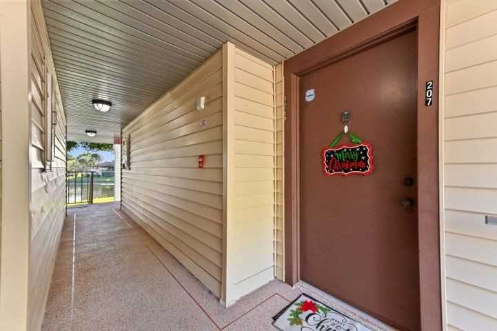 15500 Lakes Of Delray Blvd ##207 - Photo 2 of 48