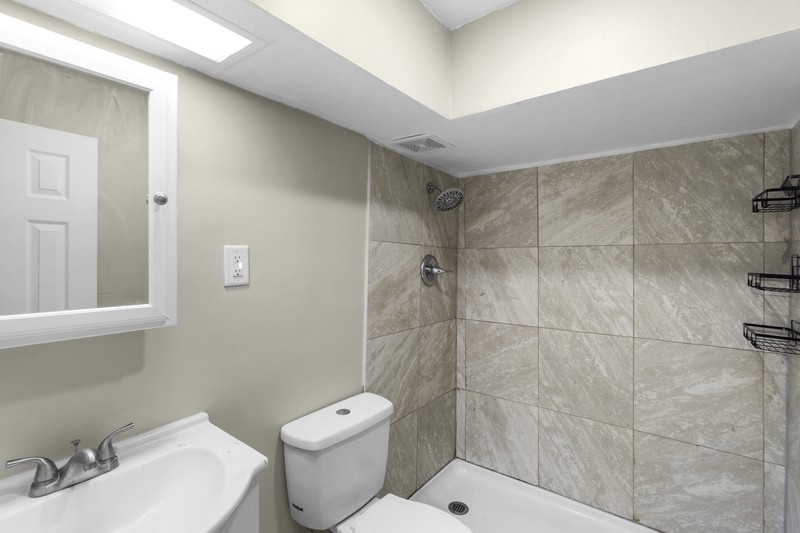 101 Waldorf Pkwy - Photo 2 of 10