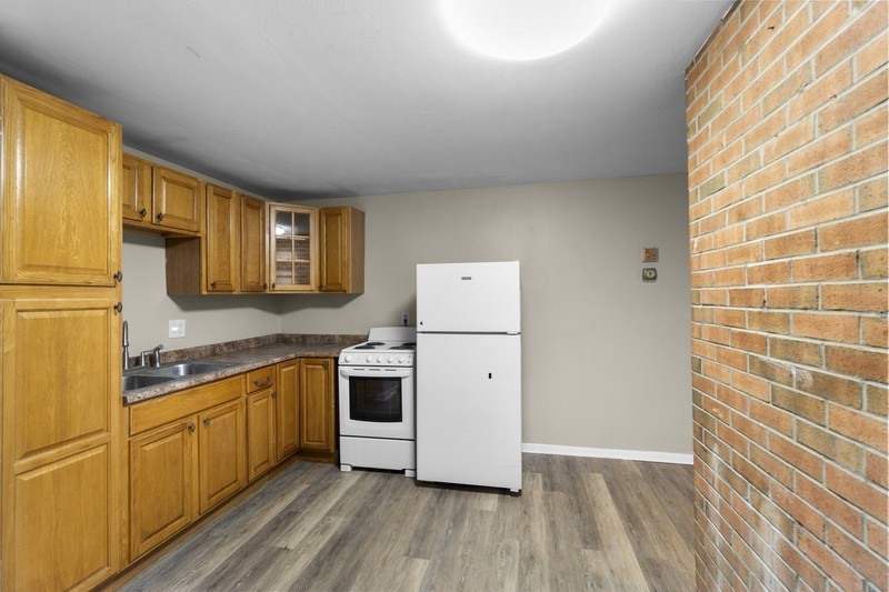 101 Waldorf Pkwy - Photo 7 of 10