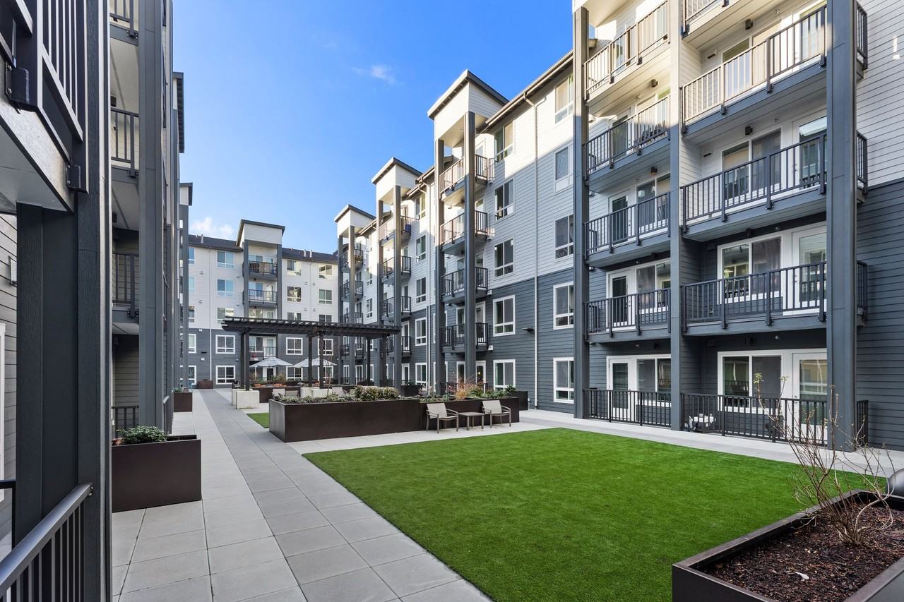 Ovation at Meeker 55+ Senior Apartments - Photo 5 of 50