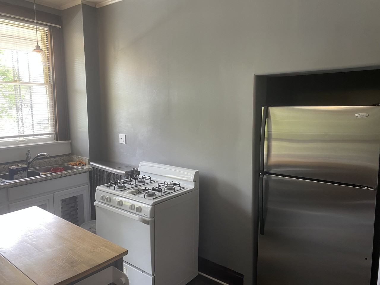 230 E Fairview Ave #1