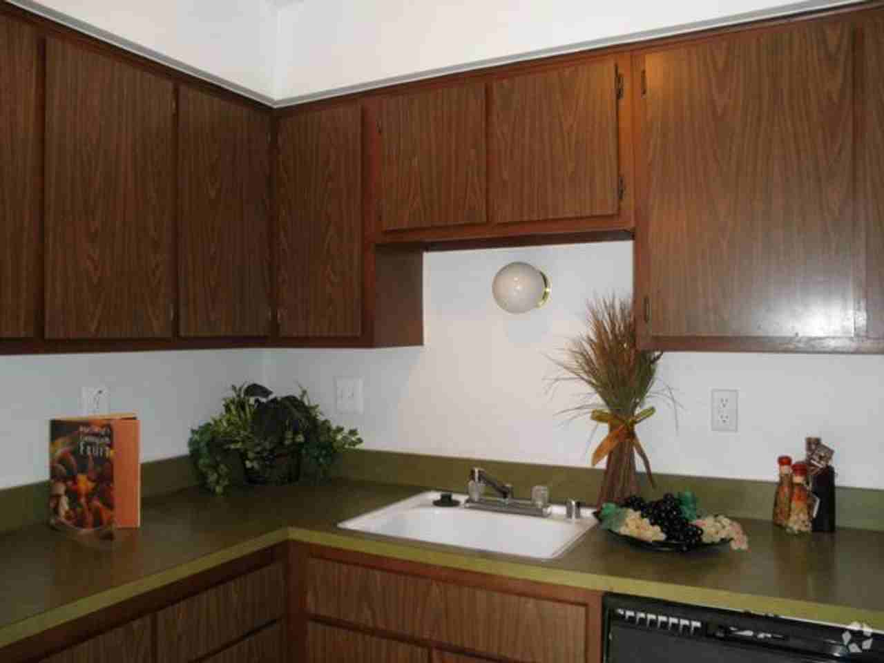 Peachtree Apartments - Photo 4 of 50