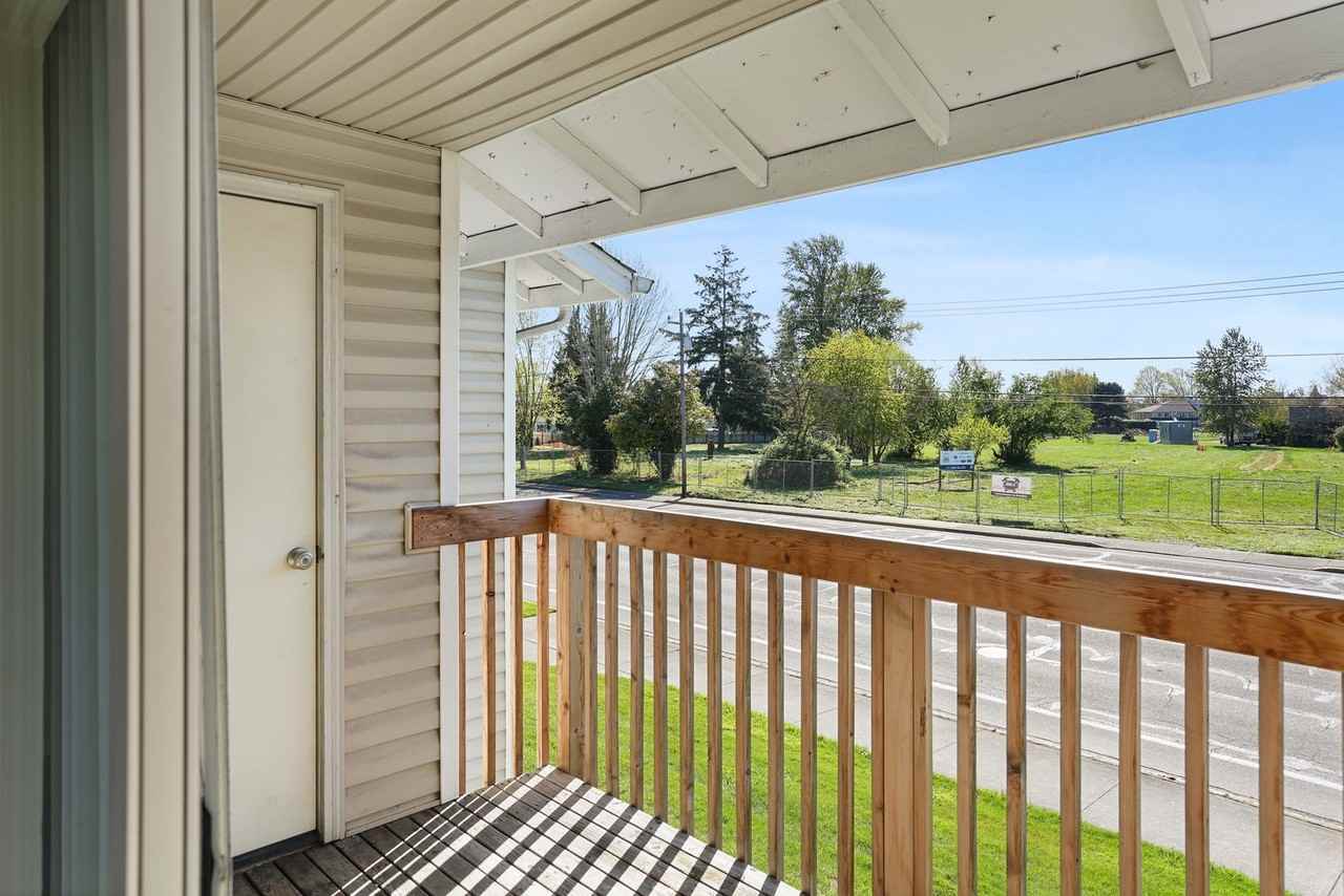 Redwood & Waverly Square Apartment Homes - Photo 4 of 50