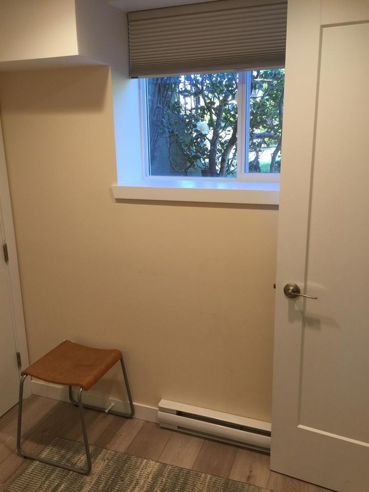 1279 Derby Rd #1 - Photo 2 of 10