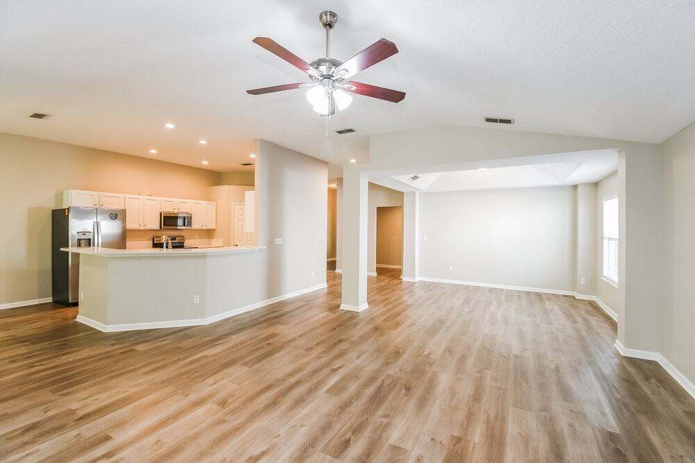 14021 Summer Breeze Dr - Photo 5 of 17