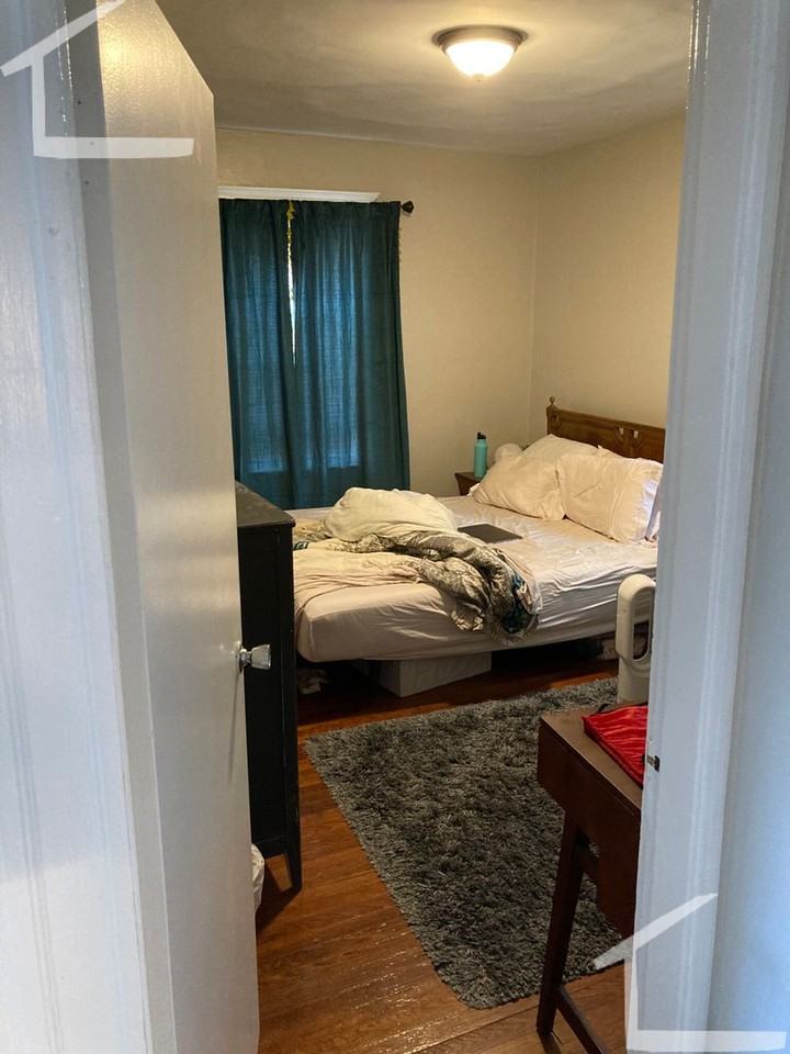 8 Woodside Ave - Photo 3 of 16