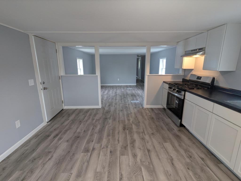 611 W Matthew St - Photo 3 of 13