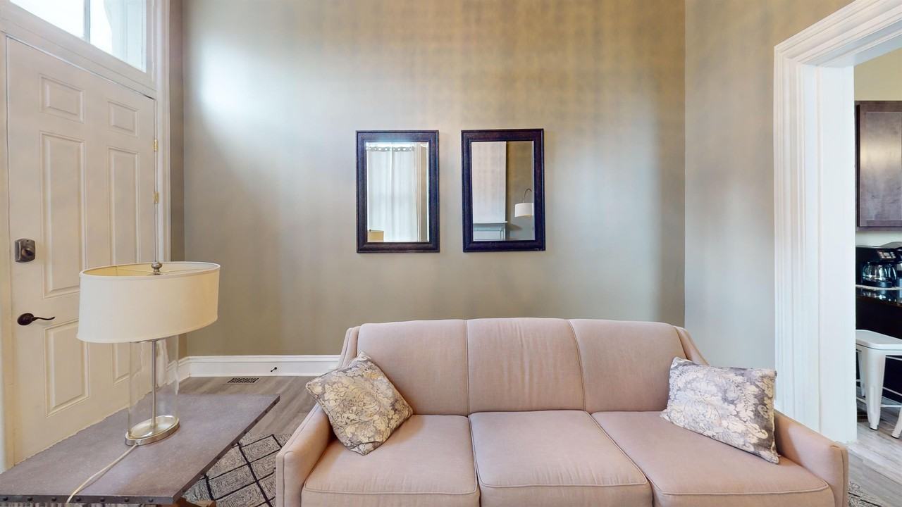 715 Soulard St - Photo 2 of 28