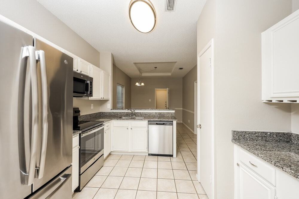 1330 Bogard Ln - Photo 7 of 16