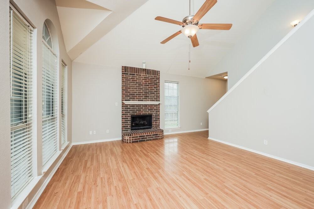 1453 Ridgecreek Dr - Photo 5 of 17