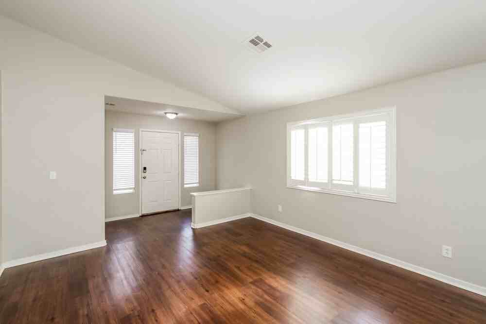 1831 Featherbrook Ave - Photo 4 of 16