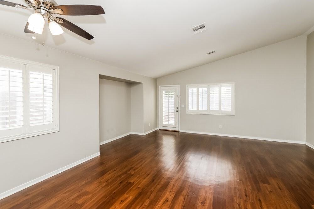 1831 Featherbrook Ave - Photo 5 of 16