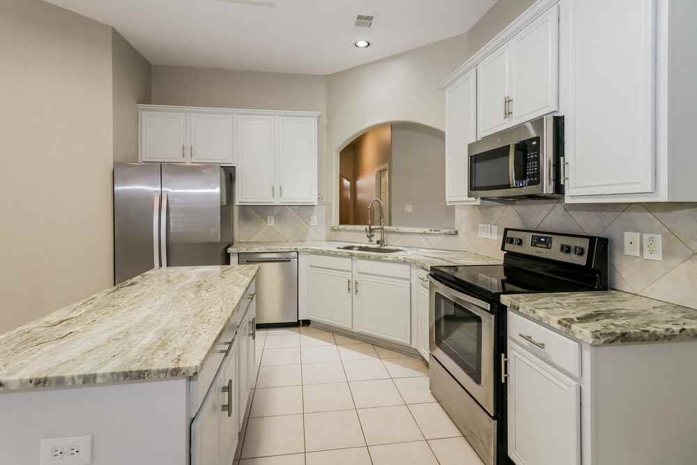 12103 Lakewood Villa Dr - Photo 6 of 16
