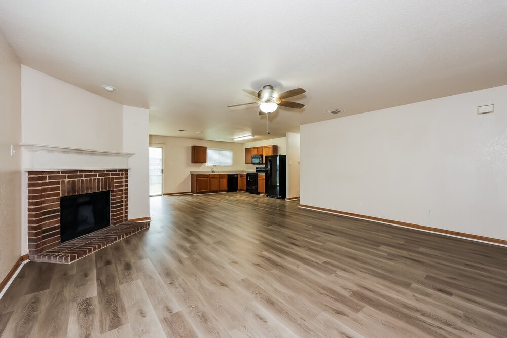 9301 Saint Martin Rd - Photo 4 of 16